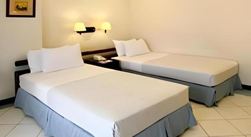 Soledad Suites Panglao Eksteriør bilde