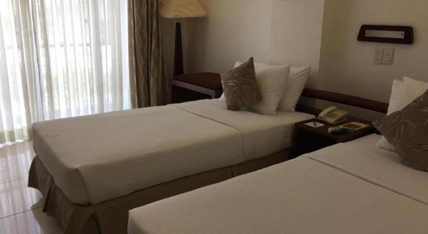 Soledad Suites Panglao Eksteriør bilde