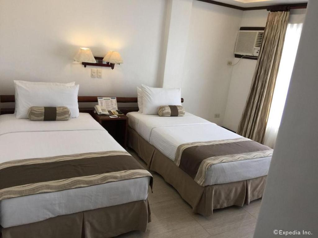 Soledad Suites Panglao Eksteriør bilde