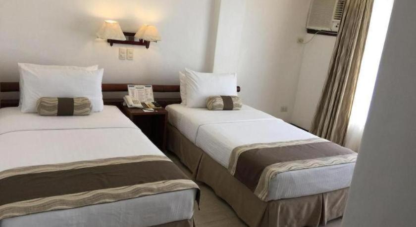 Soledad Suites Panglao Eksteriør bilde