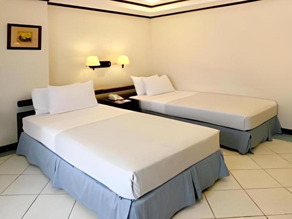 Soledad Suites Panglao Eksteriør bilde